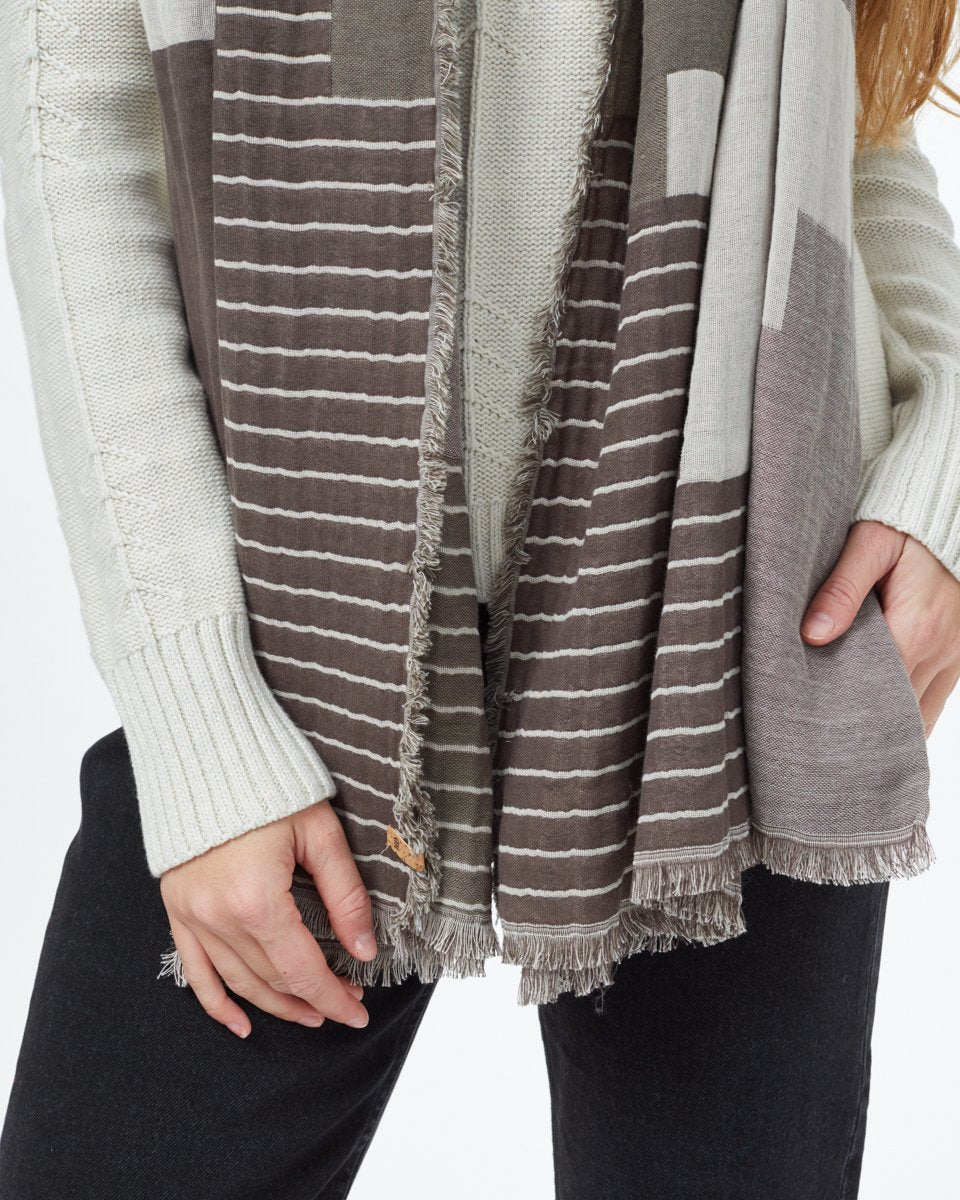 High - Quality Organic Cotton Fall Blanket Scarf for All - Day Warmth