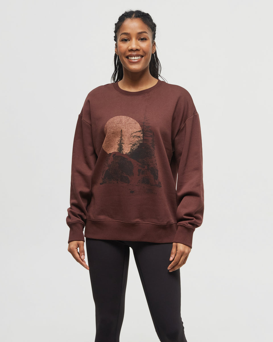 Backcountry Crew Sustainable Organic and Recycled Sweatshirt for Adventurers