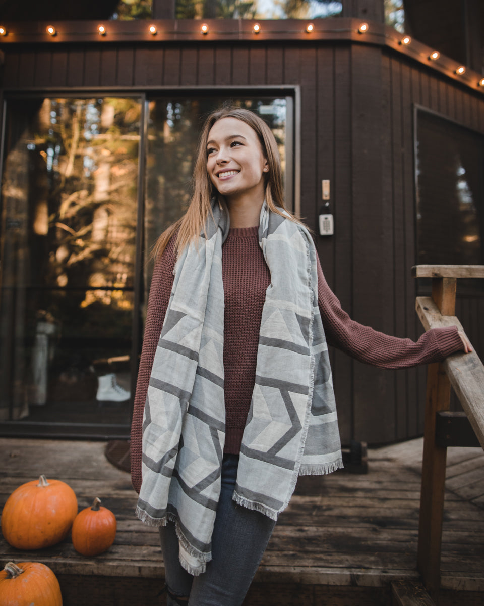 Cozy Cotton Geometric Patterned Blanket Scarf for Winter
