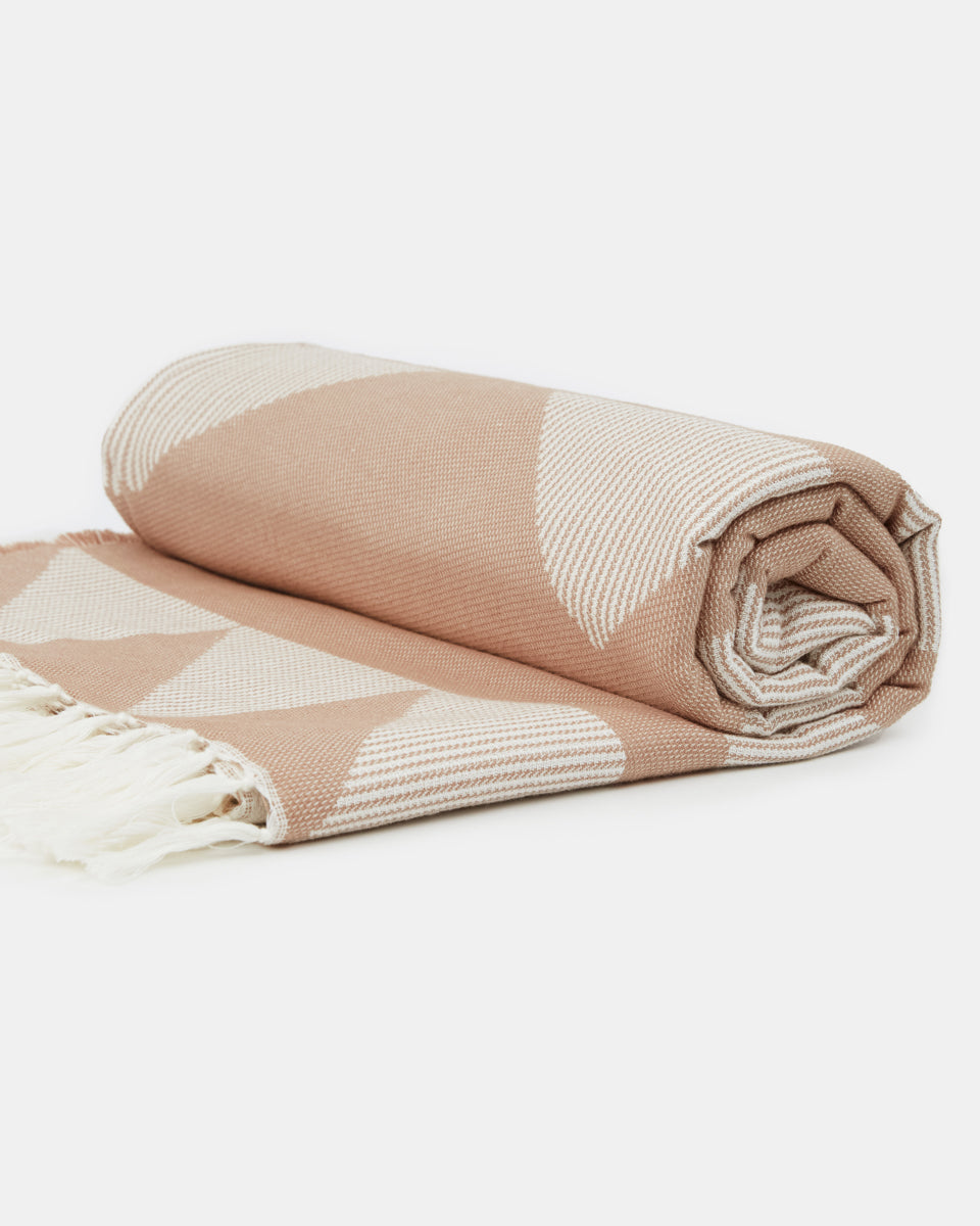 Super Absorbent Reversible Geo Tasseled Beach Blanket
