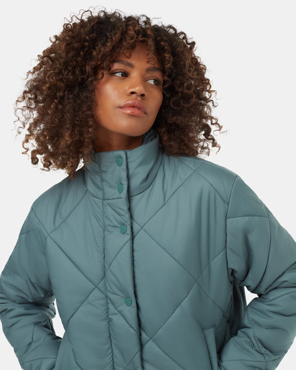 Eco-Friendly Short Cloud Shell Puffer Jacket for Toasty Warmth