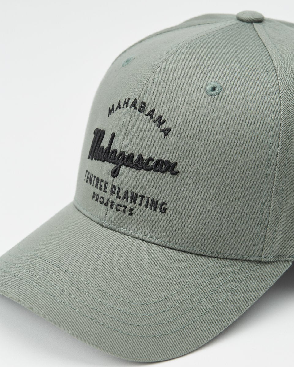 Sustainable 2 - Way Stretch Madagascar Planting Comfort Elevation Hat
