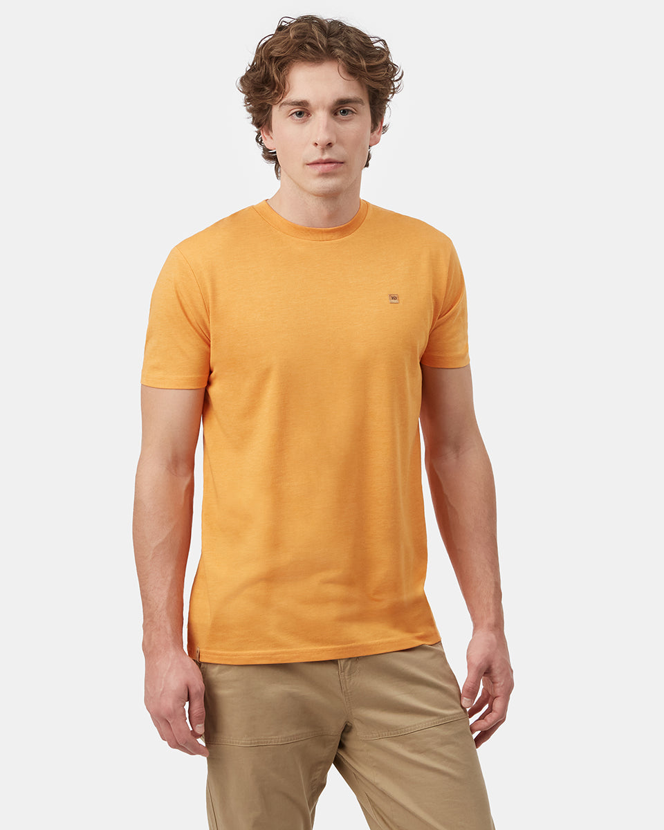 Eco-Friendly Classic Straightforward Baker T-Shirt for Sustainable Wardrobe