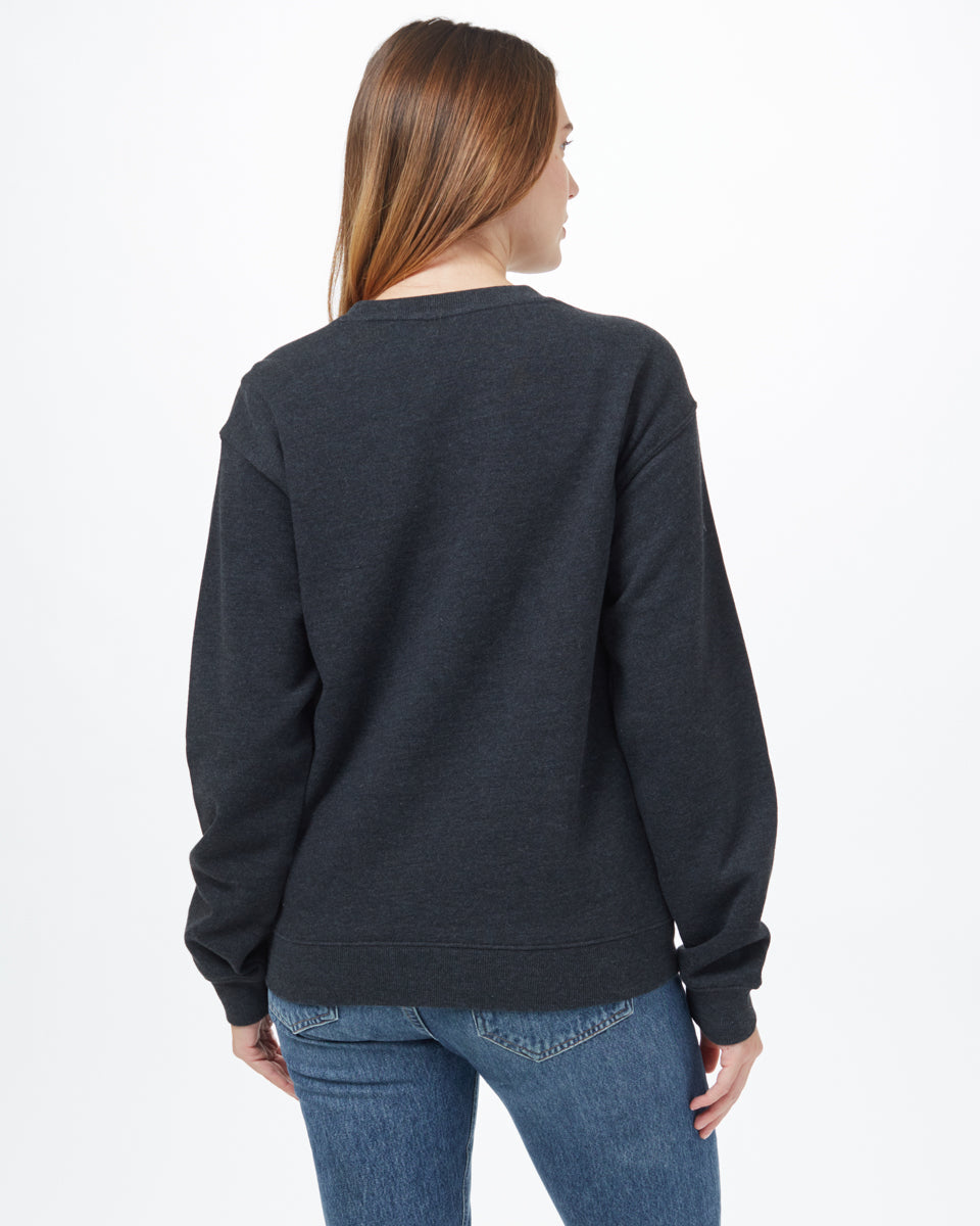 Sustainable Organic Cotton & Recycled Polyester Longsleeve Crew for Mountain Adventures