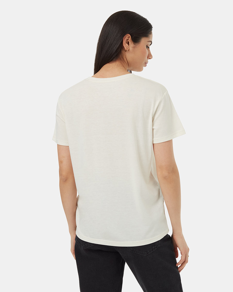 Artist Collection Oasis Design T-Shirt for Fashion Lovers