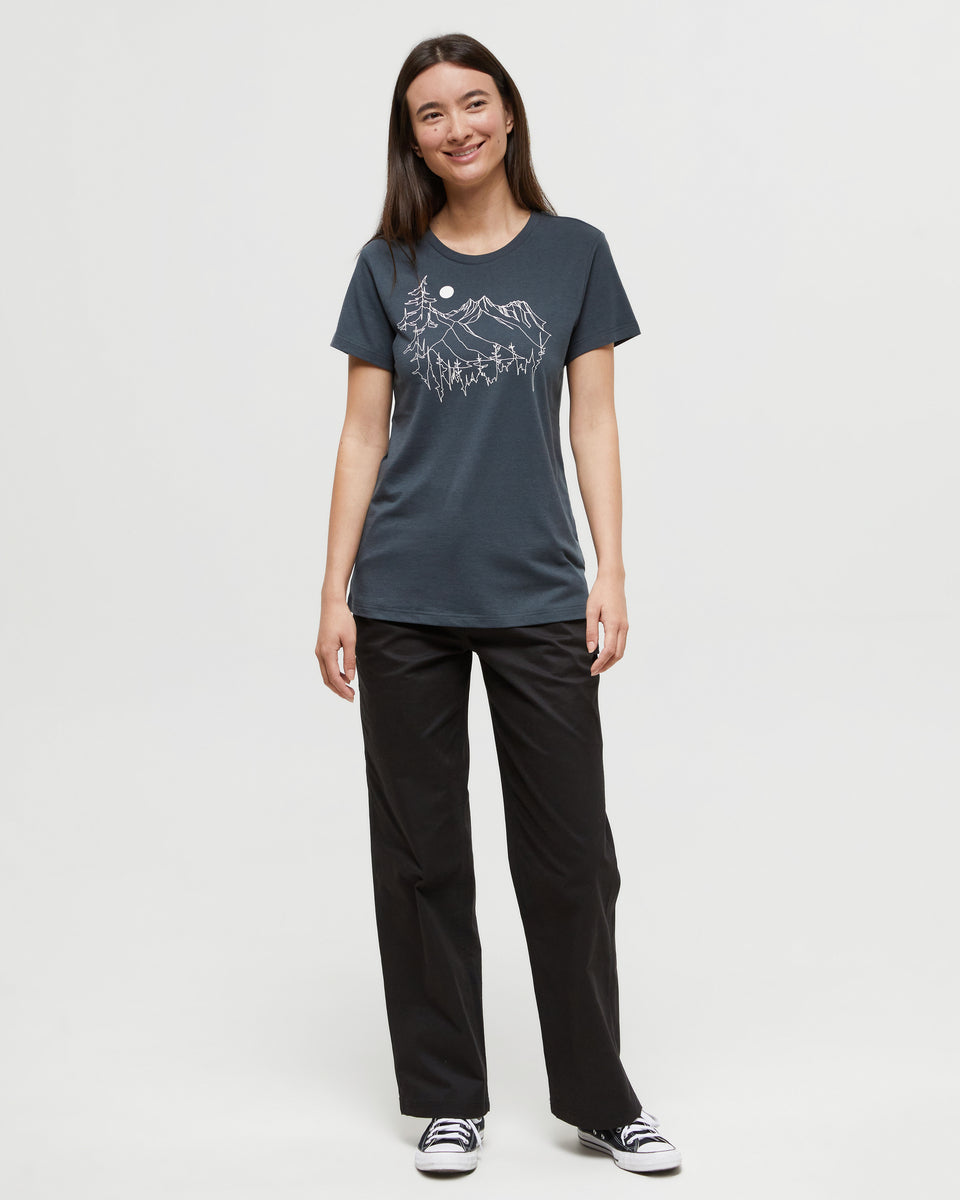 Exquisite Hand - illustrated Mountain Fields Graphic T - Shirt