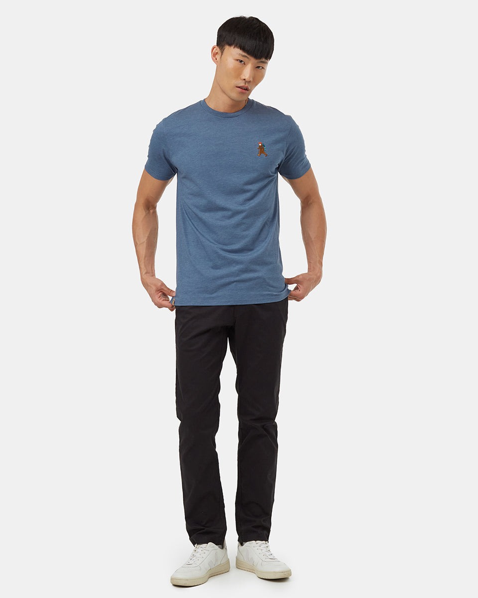 Adventurous Sasquatch Graphic T-Shirt for Outdoor Enthusiasts