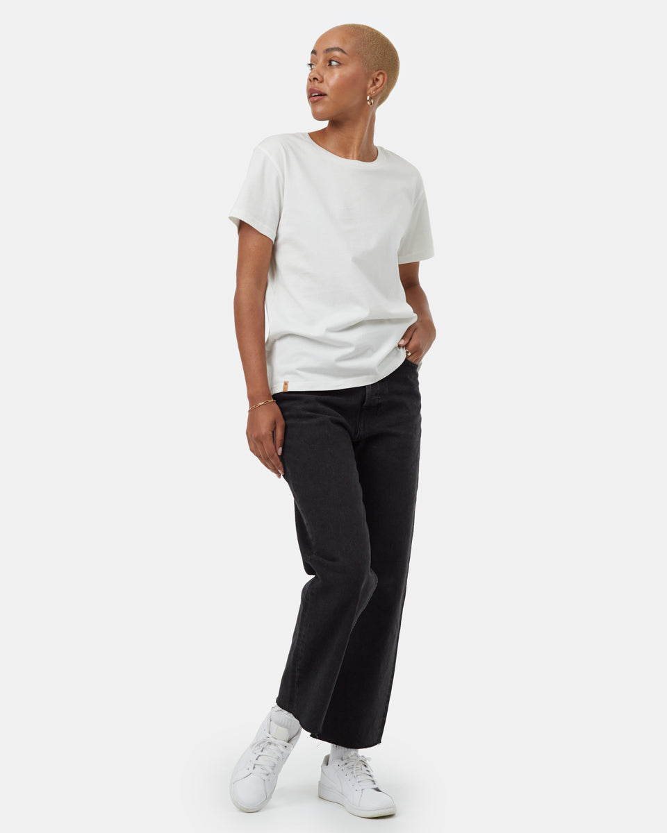 Eco-Friendly and Comfortable Relaxed Fit Organic Cotton T-Shirt