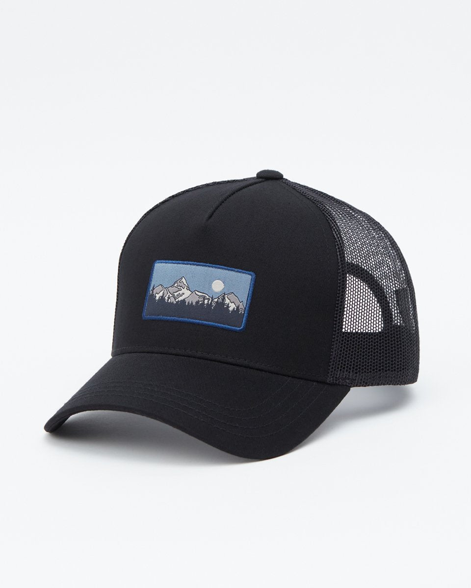 High - Altitude Mountain Patch Snapback Hat for Outdoor Enthusiasts