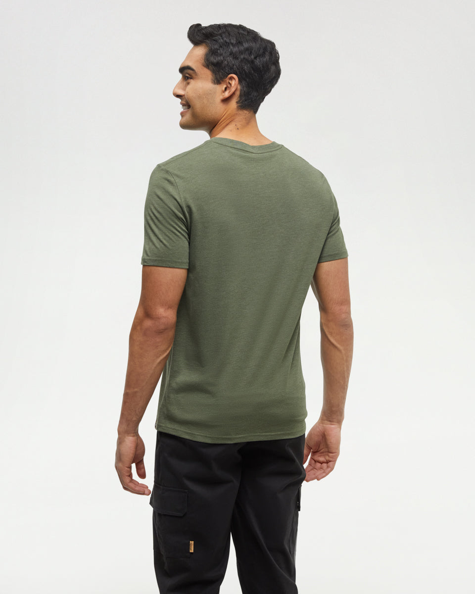 Soft and Sustainable Vintage-Inspired Sunset Graphic T-Shirt