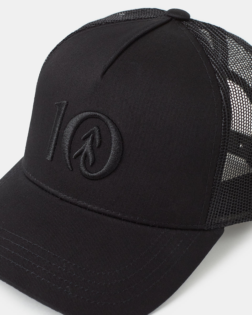 Breathable Organic Cotton Logo Altitude Trucker Cap for Sunny Outdoor Days