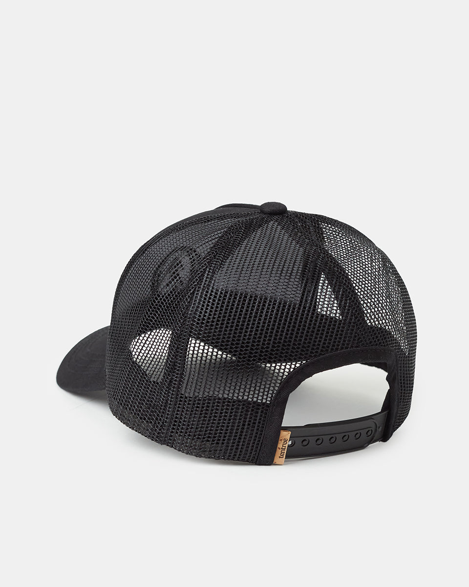 Breathable Organic Cotton Logo Altitude Trucker Cap for Sunny Outdoor Days